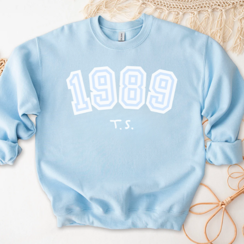 19' Collegiate Style Crewneck